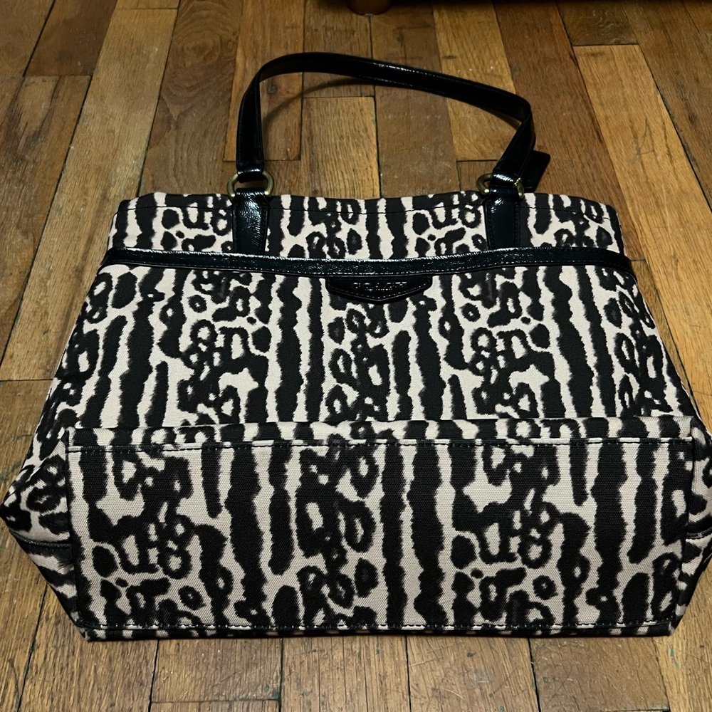Coach Shoulder Bag - Picture 5 of 5